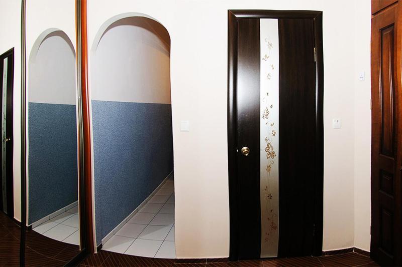 Luxury Apartment Near Rynok Square Львів Екстер'єр фото
